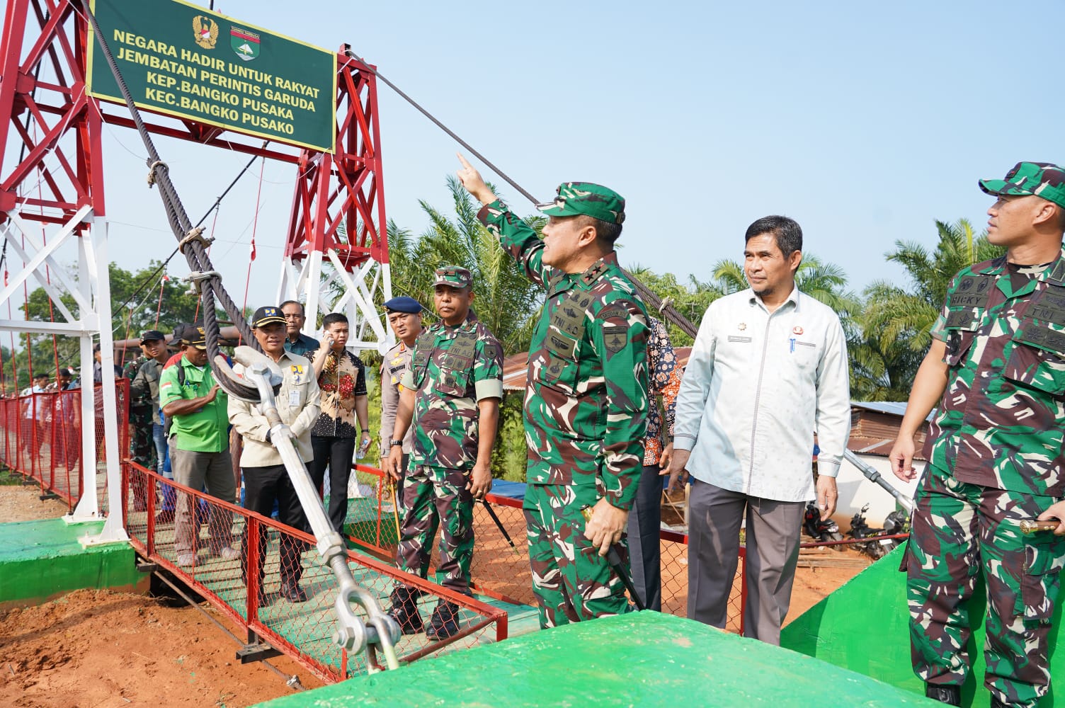 Akses dan Konektivitas Wilayah, Danrem 031/WB Dampingi Pangdam XIX/TT Tinjau Jembatan Perintis Garuda wilayah kab. Rohil